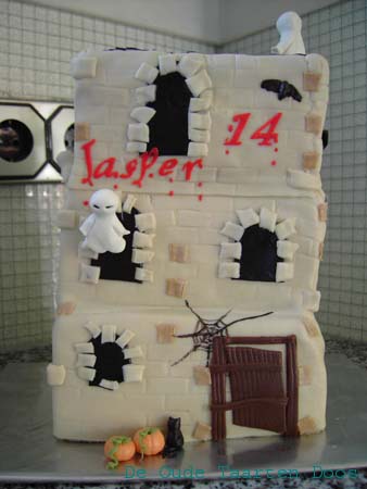 002_20091031 Haunted House (9)
